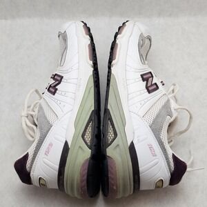 EUC New Balance 1123 Running Shoes White/Plum/ Grey Women's Size 12 Wide